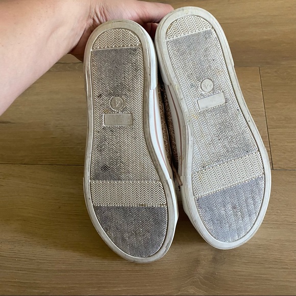 Girls pink glitter sneakers with star embellishment size 4 - Picture 5 of 8